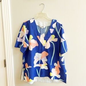 Crosby by Mollie Burch Judy Tunic Top Size Medium Blue Floral Print